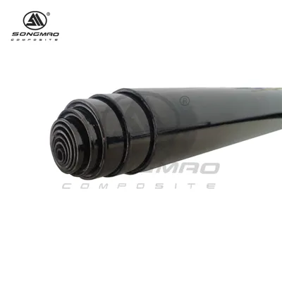 Di cosa è fatto un pennone non metallico?